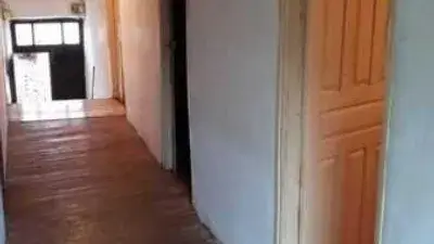 Casa en venta en O Barco de Valdeorras 270m2 4 habitaciones