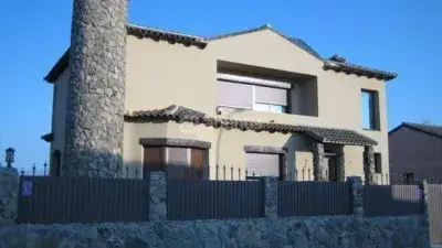 Chalet Unifamiliar en Arauzooliveros