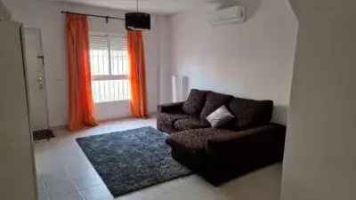 Chalet adosado en venta en Aznalcázar