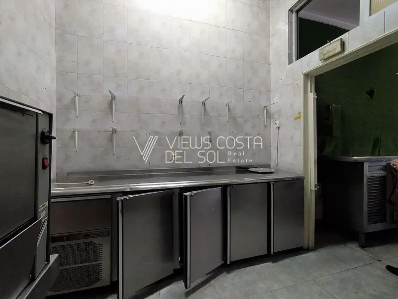Local Comercial en Alquiler Torre del Mar Centro