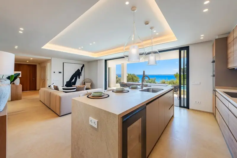 Chalet en Venta Alcudia Mallorca: Villa de Lujo con Vistas al Mar