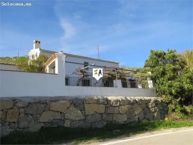 Casa de Campo Reformada con Piscina cerca de Embalse Las Casillas