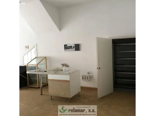 Local Comercial en Calle Palacios Puerto de Santa Maria