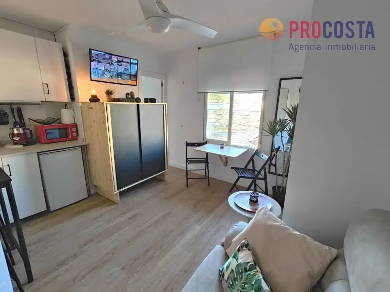 Estudio en Venta Almuñécar  Reformado Amueblado Cerca de la Playa