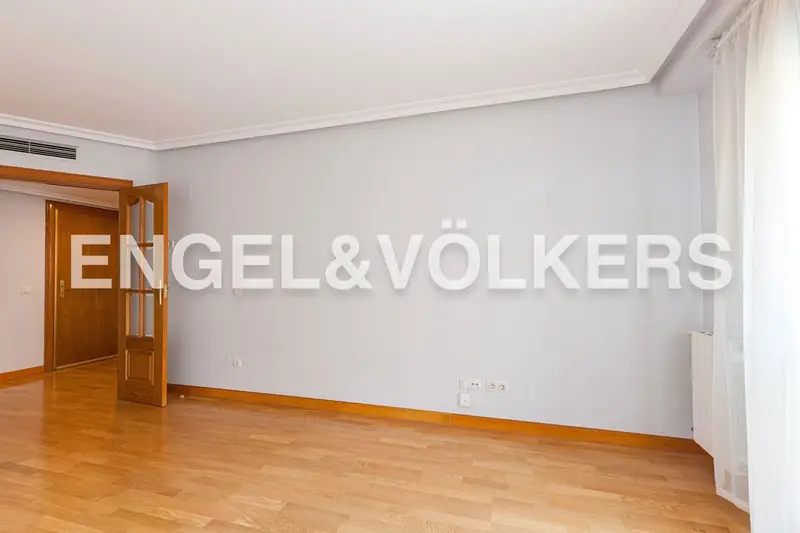 Apartamento en venta en Sanchinarro Madrid 3 dormitorios
