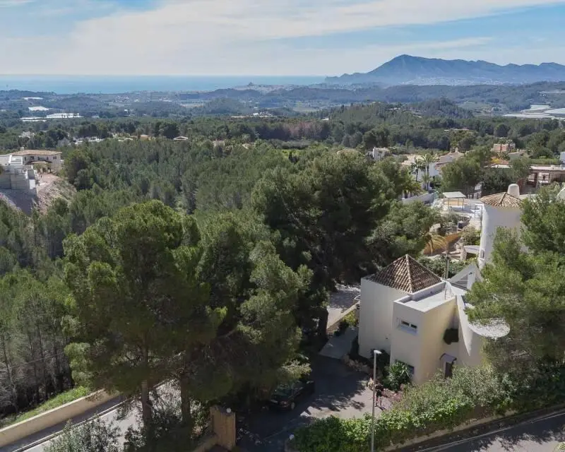 Villa en Altea con 3 Dormitorios Piscina Privada y Jardin