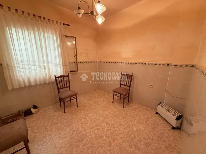 Casa en Venta La Carolina 100m2 3 Habitaciones 2 Baños