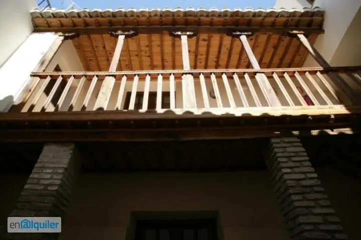 Alquiler piso amueblado Albaycin