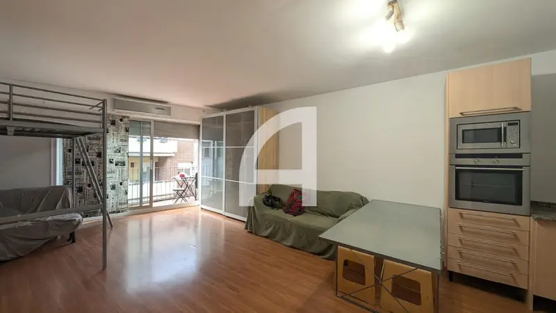 Estudio en Venta en Terrassa Ca nAurell 49m2 Balcon Trastero