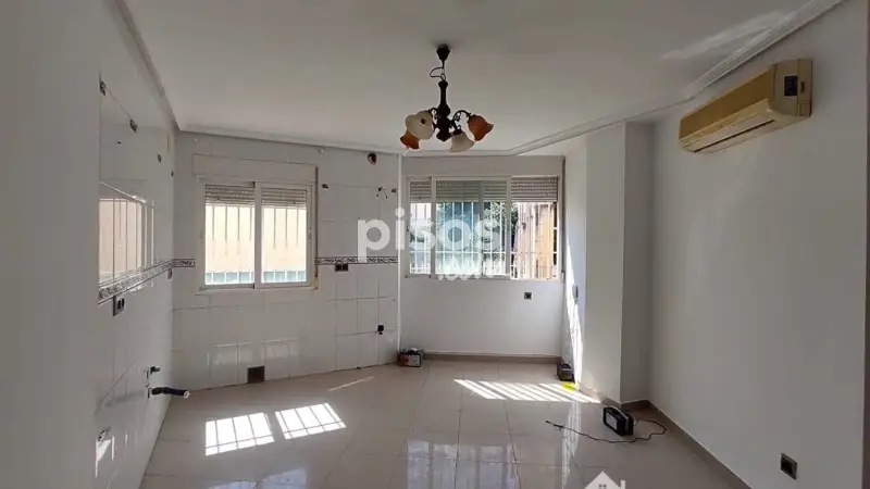 Piso en venta en Calle de Luis Gutierrez de Caviedes Quesada