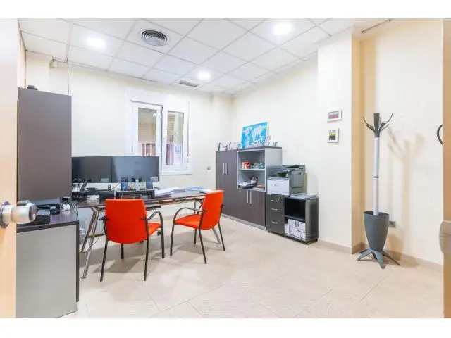 Oficina en Venta Centro El Ejido 59m2 Ideal Negocios