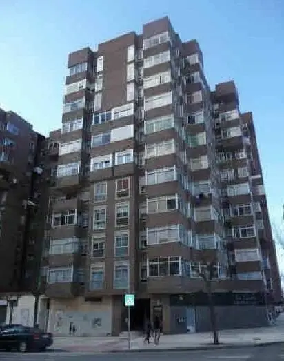 Local 101 m² Calle Luis Alberdi Burgos