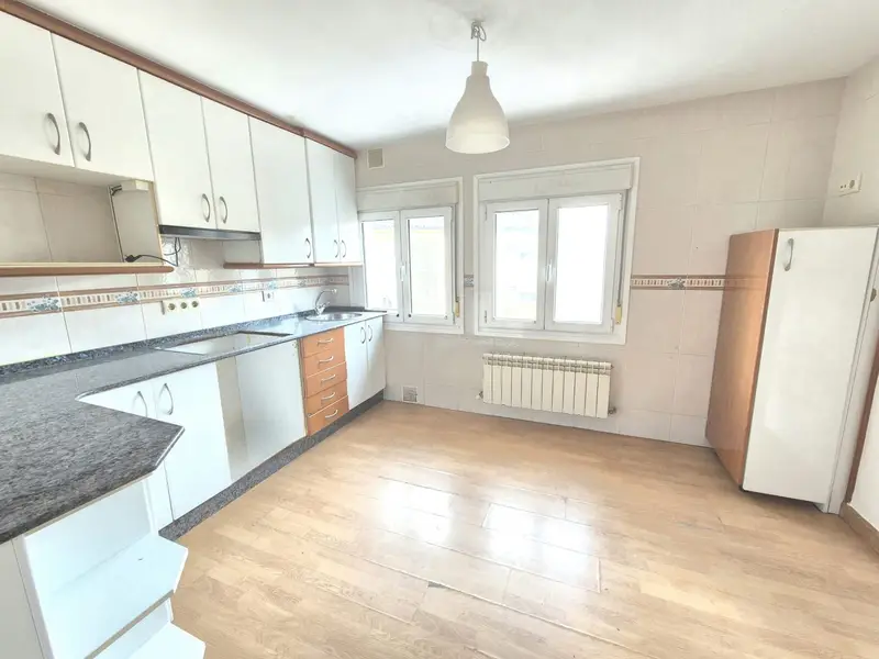Venta Piso Reformado Grado 3 Dormitorios