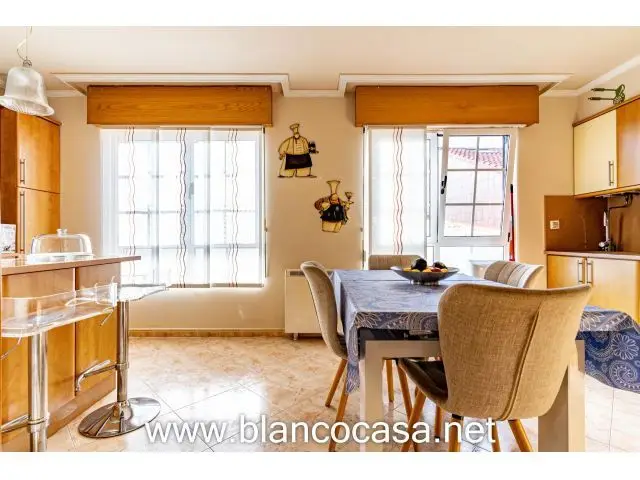Casa en Malpica de Bergantiños con Vistas al Mar 5 Plantas