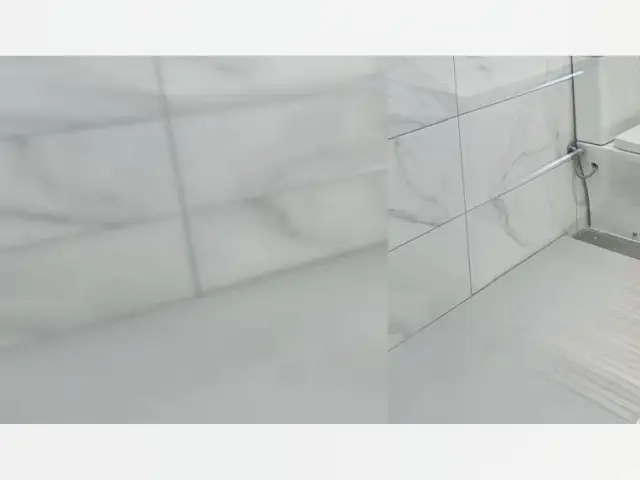 Se alquila habitación en piso de 6 habitaciones en Murcia