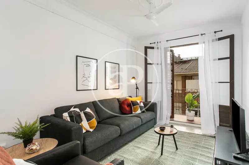 Piso en venta Poble Sec 69m2 reformado 2 habitaciones