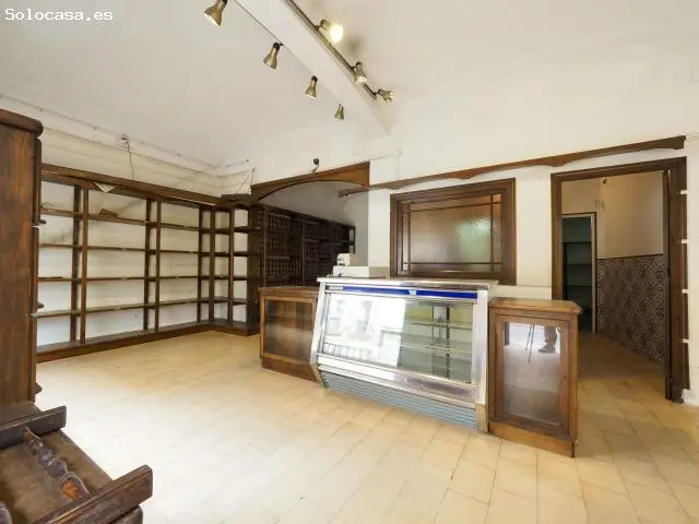 Alquiler Local Comercial Figueres Centro Museo Dali