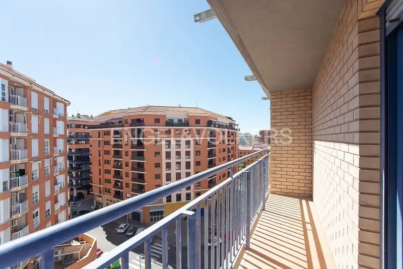 Ático de Lujo en Castellón con Vistas Panorámicas