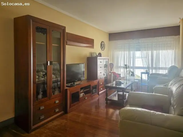 Piso en Venta en Centro de A Coru	ña 4 Dormitorios 2 Ba	ños