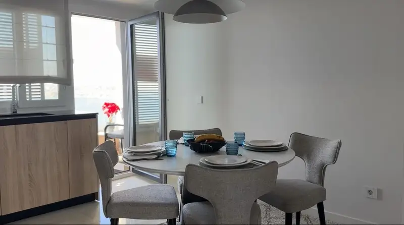 Ático de Lujo en Punta Prima con Vistas al Mar y Piscina