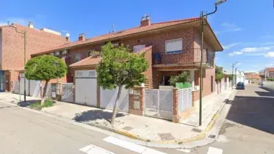 Casa adosada en venta en Avenida de Colón