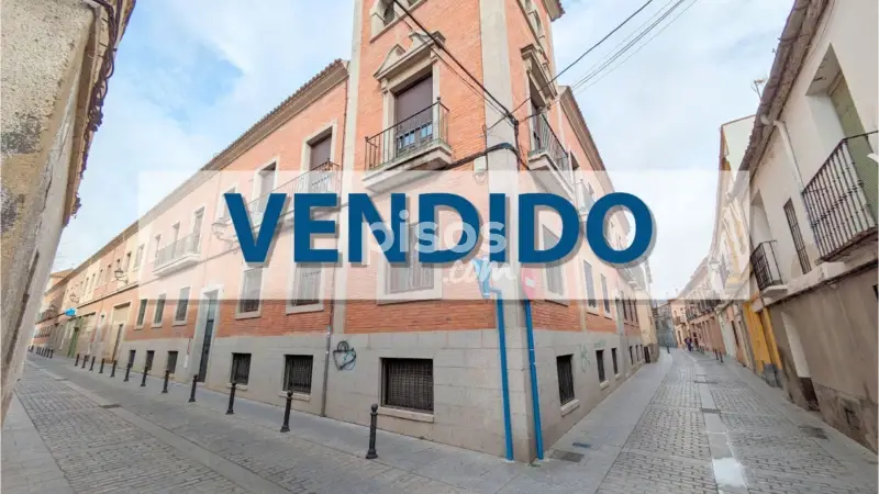 Piso en venta en Calle de Toro Encohetado, 6