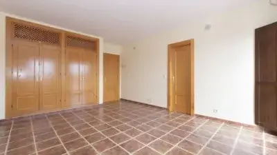 Chalet en Venta en Estepona 3 Dormitorios Cerca de la Autovia