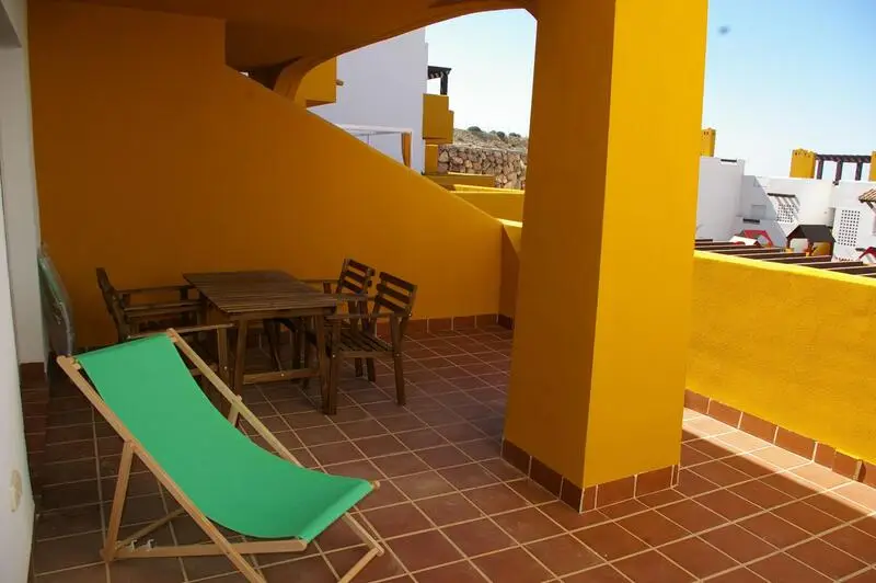 Apartamento 2 Dormitorios Vera Playa Cerca