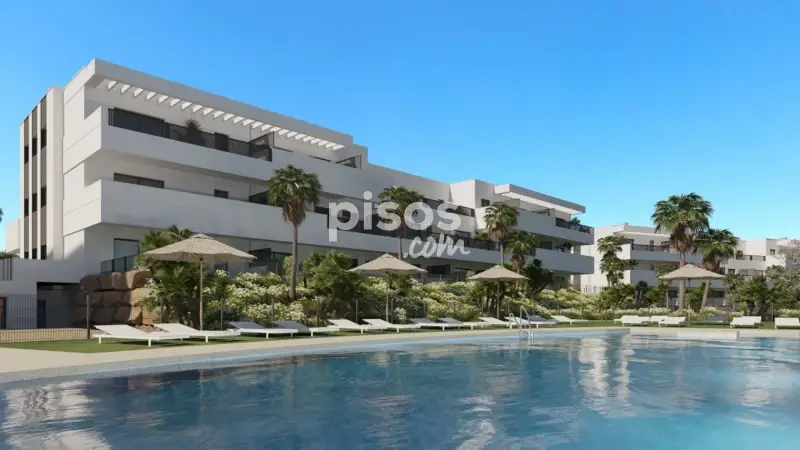 Apartamento de Lujo en Estepona con Piscina y Spa