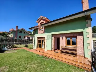 Chalet en Venta Camplengo Santillana del Mar Cantabria