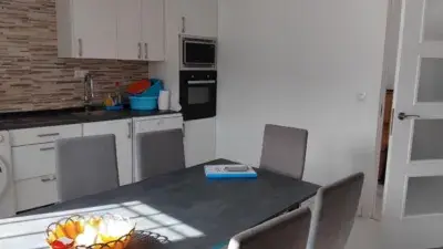 Casa en Venta en Castilla La Mancha Palomeque 3 Dormitorios Piscina Garaje