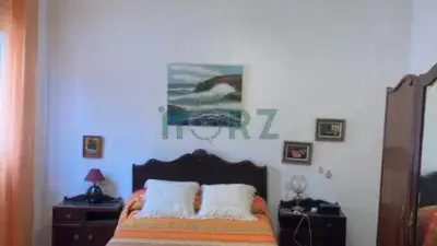 Chalet en venta en O Carballiño: Casa colonial con finca urbana