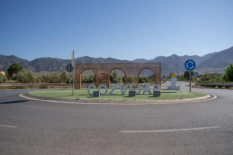 Venta Terreno con Vistas en Cozvijar