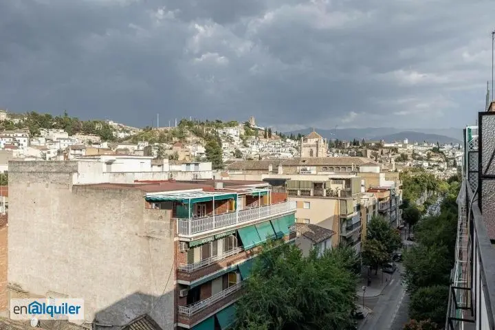 Alquiler piso con 2 baños Beiro