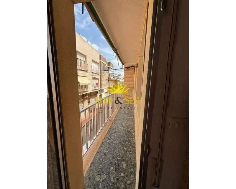 Apartamento en Santiago de la Ribera con Vistas al Mar