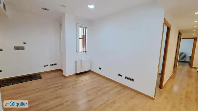 Alquiler piso 4 habitaciones Casco Histórico Aire acondicionado