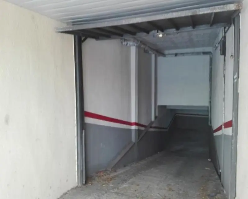 Garaje en Venta en Rubí 10m²