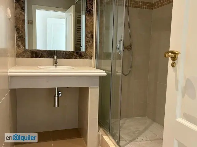Alquiler Casa Piscina Trastero Sierra Bermeja Golf Azata