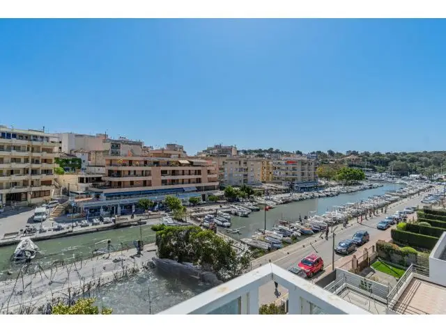 Edificio en Porto Cristo con Vistas al Puerto