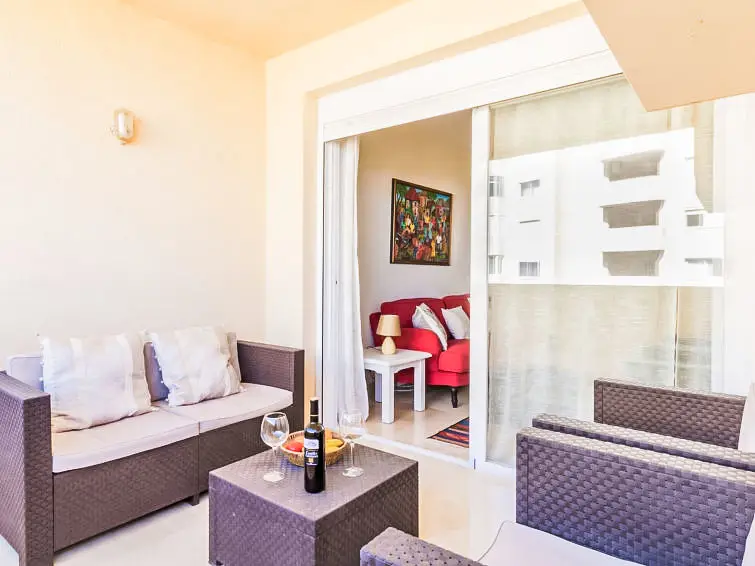 Apartamento 2 Dormitorios Estepona Puerto Paraiso