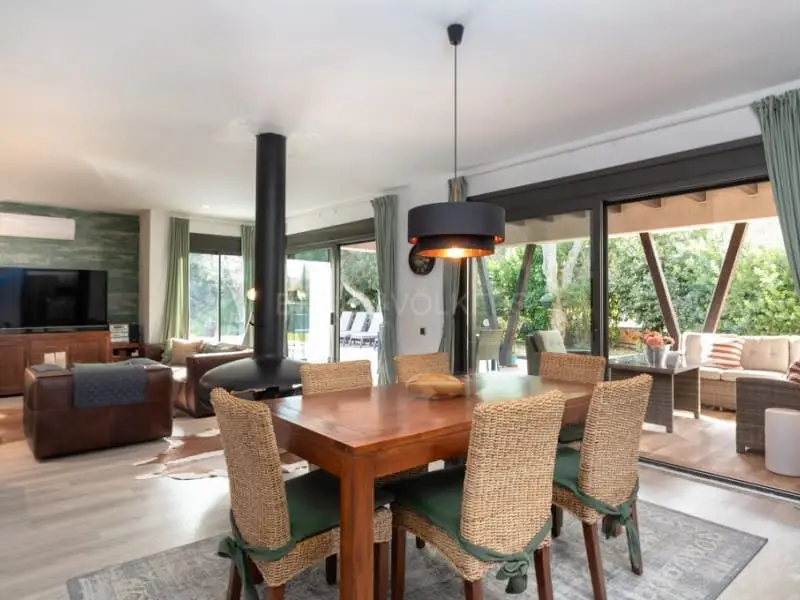 Chalet en Calella de Palafrugell con piscina y jardin