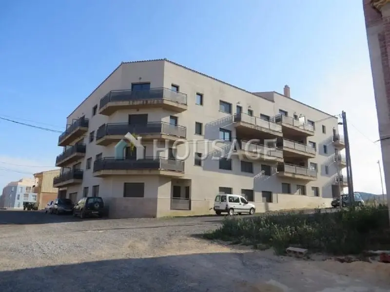Piso en venta en Perello Tarragona con garaje y terraza
