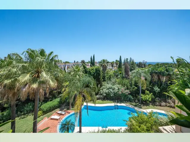 Apartamento 4 Dormitorios Milla de Oro Marbella