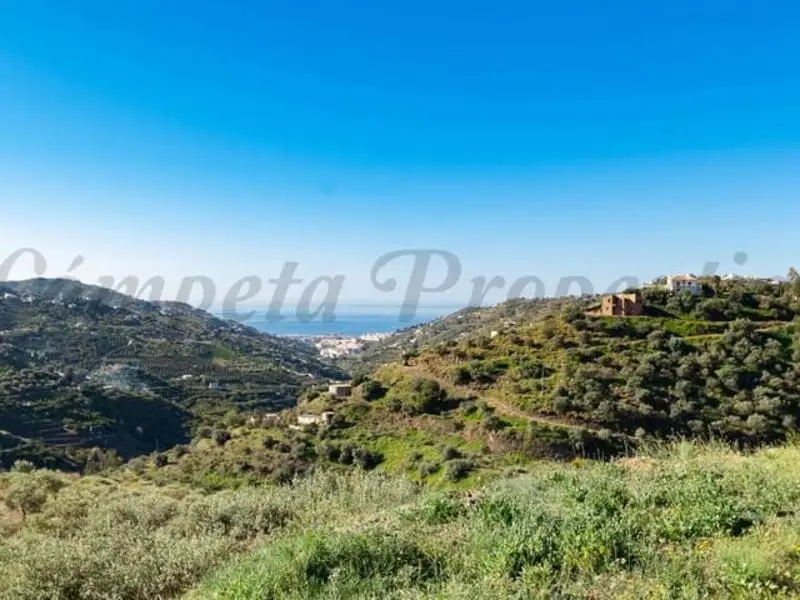 Parcela Rustica con Vistas al Mar en Torrox