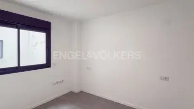 Apartamento en Alquiler L Eliana Centro 2 Dormitorios Nuevo
