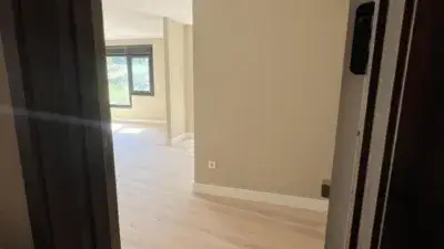 Piso en Venta A Guarda 3 Dormitorios 2 Baños Centro