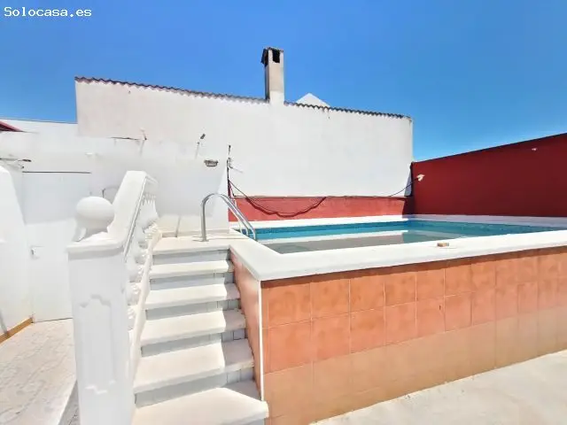 Un Refugio De Paz Y Naturaleza En Urb. Califòrnia... Tu Felicidad Empieza Aquí