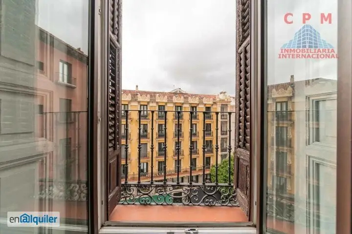 Piso 131m2 Sol Madrid 2 habitaciones Amueblado Reformado
