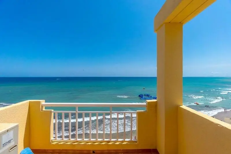 Dúplex de Lujo en Dehesa de Campoamor con Vistas al Mar