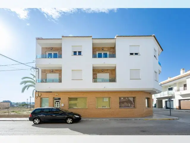 Piso de 2 Dormitorios en venta Pueblo, España